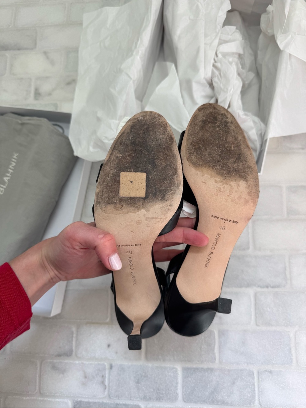 Manolo Blahnik Black Leather Callasli heel - Picture 5 of 12